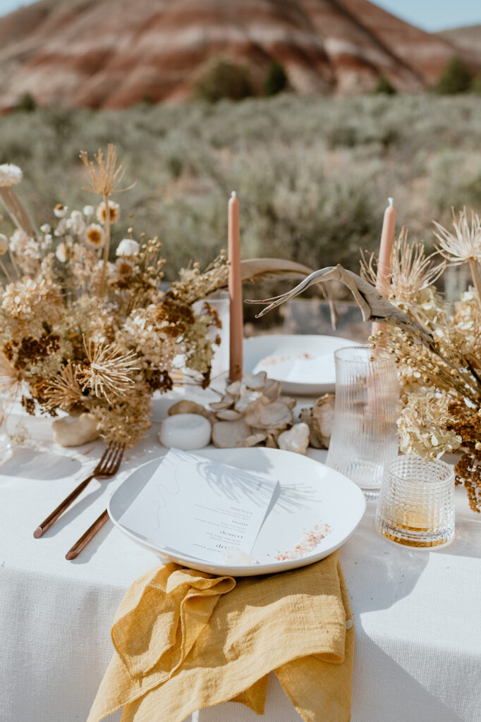 Earthy-Luxury-Painted-Hills-Styled-Shoot-The-Design-01